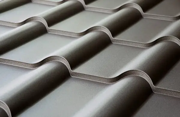 металлочерепица Камея металлочерепица Камея матовая в коричневом цвете